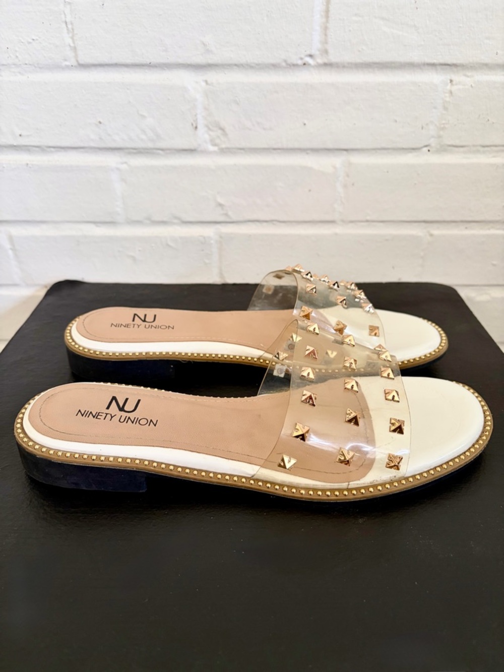 Ninety Union Studded Slides in White & Black w/ Gold Accents, SZ 11 EUC - Picture 4 of 11